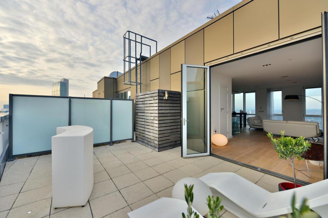Bird's Eye View - Luxury 2bdr Penthouse In Londra