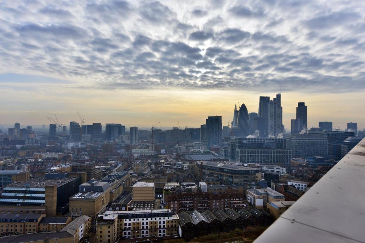 Apartment Bird's Eye View - Luxury 2bdr Penthouse In *